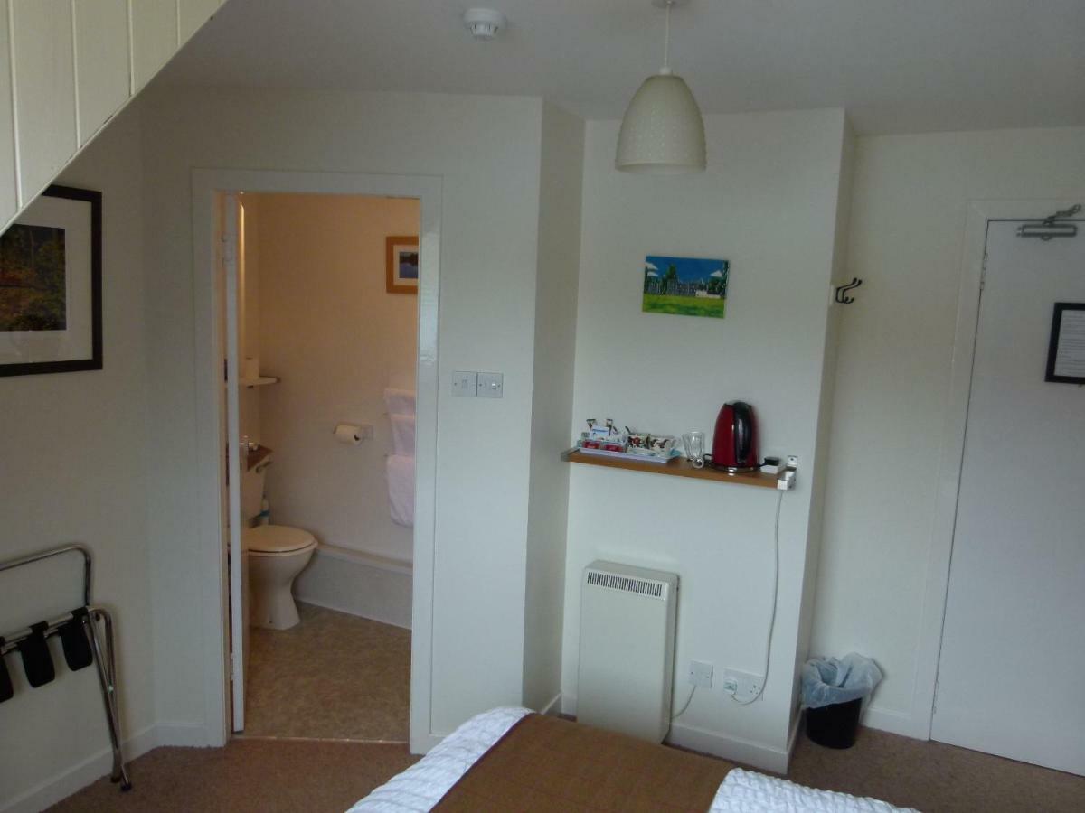 Skye Picture House Hotel Broadford  Eksteriør billede